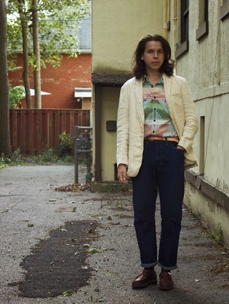 Какие пиджаки носить с красными ботинками дезертами