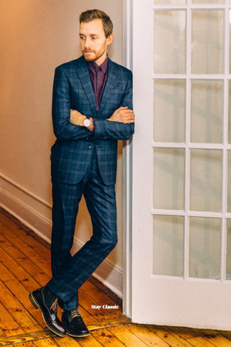 С чем носить красную классическую рубашку мужчине