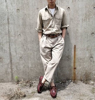 С чем носить красные кожаные топсайдеры