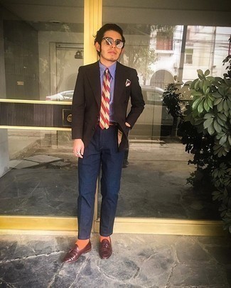 С чем носить красные кожаные лоферы с кисточками