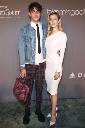 С чем носить красную кожаную большую сумку мужчине