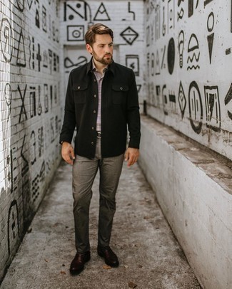 Какие брюки чинос носить с красными лоферами