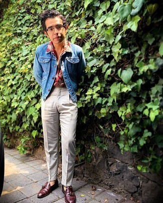 Какие джинсовые куртки носить с красными лоферами мужчине