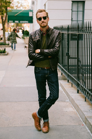 Какие бомберы носить с красной рубашкой с длинным рукавом мужчине