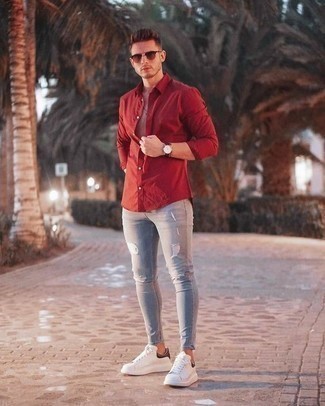 Какие джинсы носить с красной рубашкой с длинным рукавом мужчине