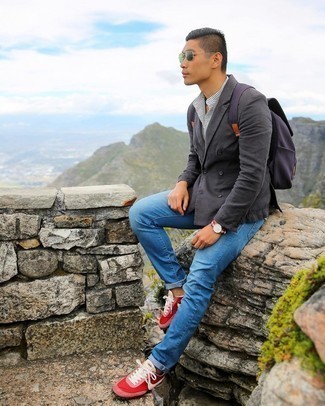 Какие пиджаки носить с красными низкими кедами мужчине