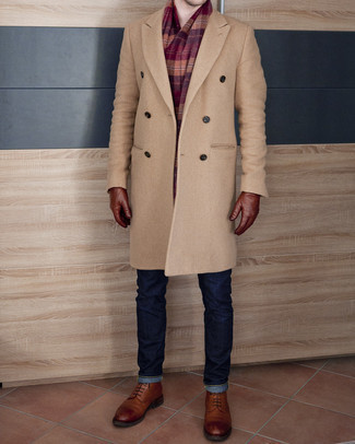 С чем носить красный шарф в шотландскую клетку мужчине