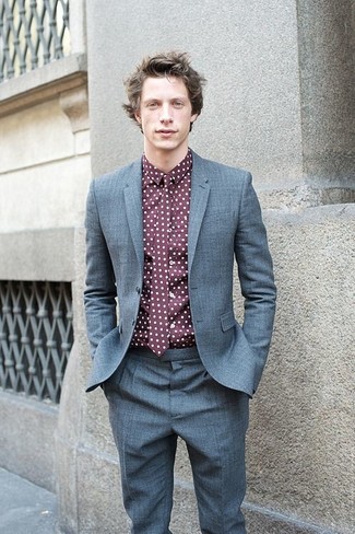 С чем носить красный галстук в горошек мужчине