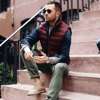 С чем носить красную стеганую куртку мужчине