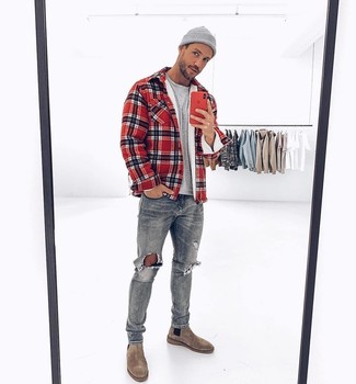 С чем носить красную куртку-рубашку мужчине