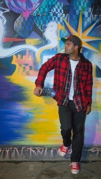 С чем носить красную куртку-рубашку мужчине