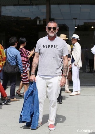 С чем носить красные слипоны мужчине