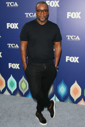 С чем носить красные кеды мужчине в жару