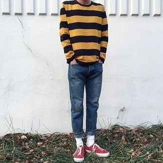 С чем носить красные кеды в 20 лет мужчине