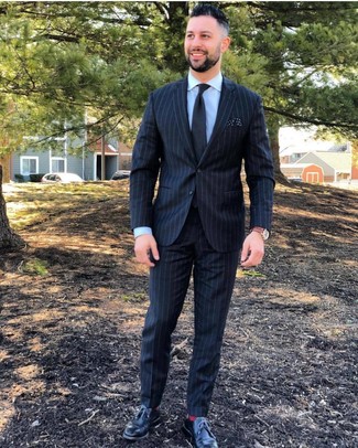 С чем носить красные носки в 30 лет мужчине