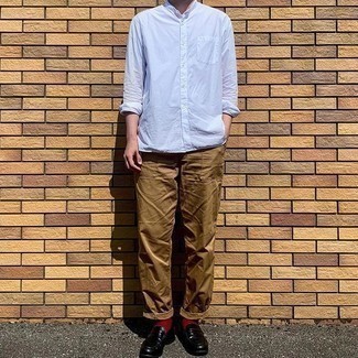 С чем носить красные носки в 30 лет мужчине