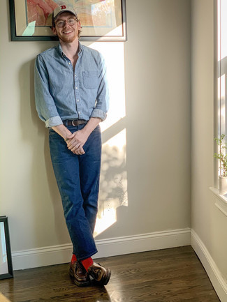 С чем носить красные носки в 30 лет мужчине