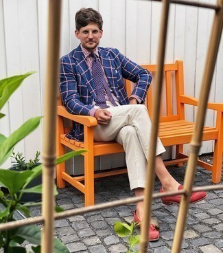 С чем носить красные замшевые лоферы мужчине