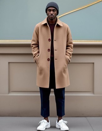 С чем носить красный свитер мужчине