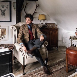 С чем носить красный трикотажный жилет мужчине