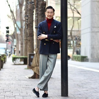 Какие двубортные пиджаки носить с красной водолазкой мужчине