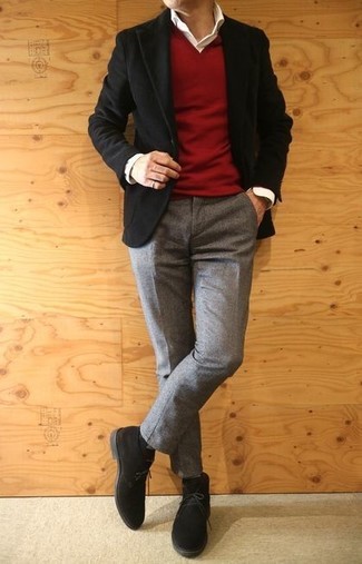 Какие пиджаки носить с красным свитером с v-образным вырезом мужчине