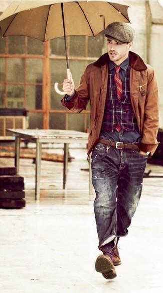 С чем носить красный галстук в вертикальную полоску мужчине