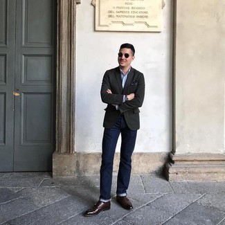 С чем носить красные часы мужчине