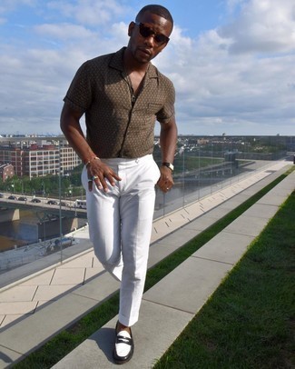 С чем носить брюки из жатого хлопка мужчине