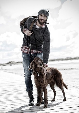 Как носить свитер с отложным воротником с джинсами