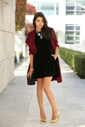 С чем носить платье прямого кроя