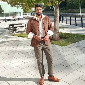 Как носить куртку-рубашку с брогами