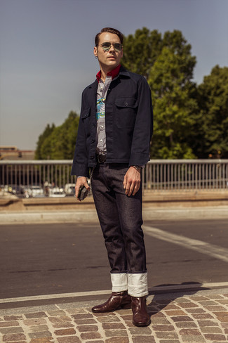 Как носить куртку-рубашку с ковбойскими сапогами мужчине