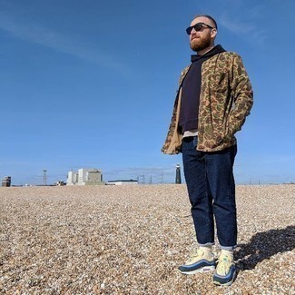 Как носить куртку-рубашку с худи мужчине