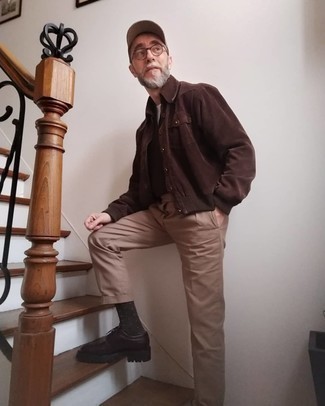 Как носить куртку-рубашку с трикотажным жилетом мужчине