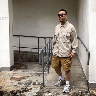 Как носить шорты с курткой-рубашкой мужчине