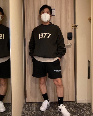 Как носить шорты с свитшотем мужчине