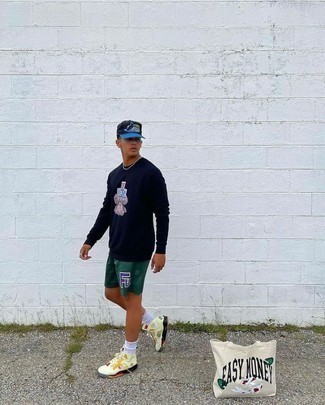 Как носить шорты с свитшотем мужчине