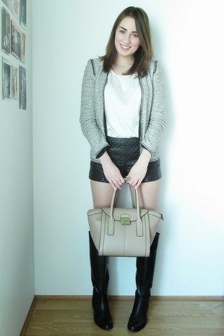 Как носить шорты с твидовым жакетом женщине