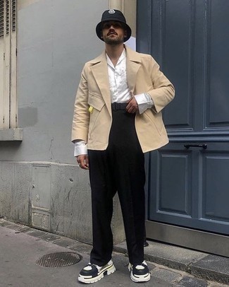 С чем носить шелковую рубашку мужчине