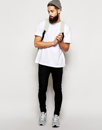 С чем носить серебряный рюкзак мужчине