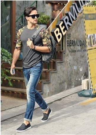 С чем носить серебряный рюкзак мужчине