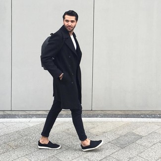 С чем носить серебряный рюкзак мужчине