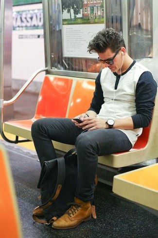 С чем носить серебряный рюкзак мужчине