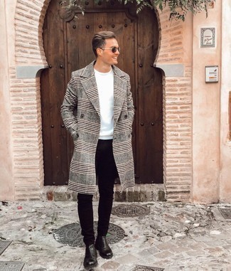 С чем носить серебряный браслет из бисера мужчине