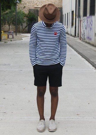 С чем носить серебряные броги