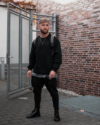 С чем носить серебряный рюкзак из плотной ткани мужчине