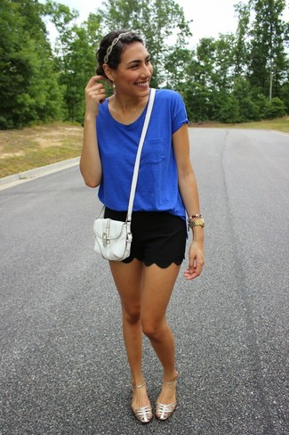 С чем носить серебряные кожаные гладиаторов