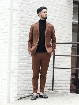 С чем носить серебряные кожаные лоферы мужчине