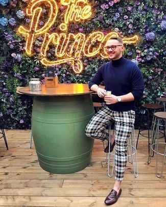 С чем носить серебряные кожаные часы мужчине